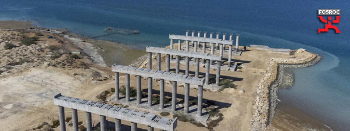 بررسی تاثیرات ویژه محصول Structuro 335 فسروک بر بتن در پروژه پل خلیج فارس (بندرعباس به قشم) 